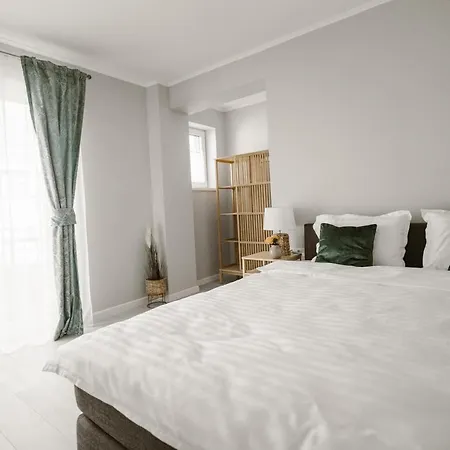 Ezonia Apartment *